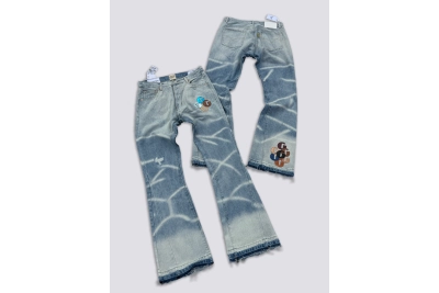 GALLERY DEPT. Denim patchwork, all-over print, distressed flared jeans with ripped leather patches, washed and vintage style G66 01