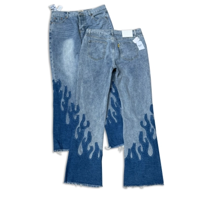 GALLERY DEPT. Denim patchwork flared jeans with a washed and distressed patchwork design G88  01