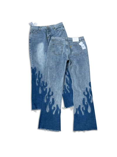 GALLERY DEPT. Denim patchwork flared jeans with a washed and distressed patchwork design G88  01