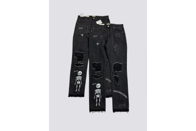 GALLERY DEPT. Skull-patterned distressed jeans G22 01