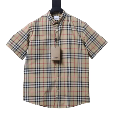 Burberry New Shirt Featuring Classic Plaid Elements 01