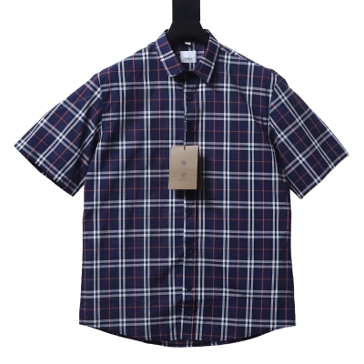 Burberry New Shirt Featuring Classic Plaid Elements 2 01
