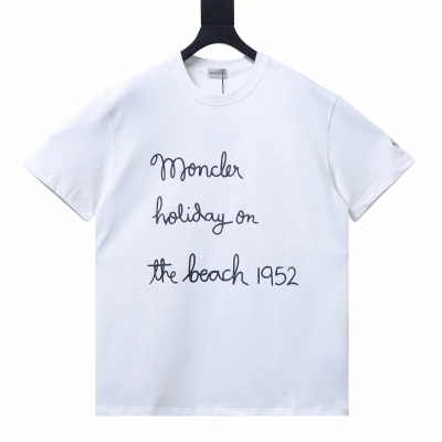 Moncler MC 1952 Short-Sleeve T-Shirt with Handwritten-Style Embroidery 01