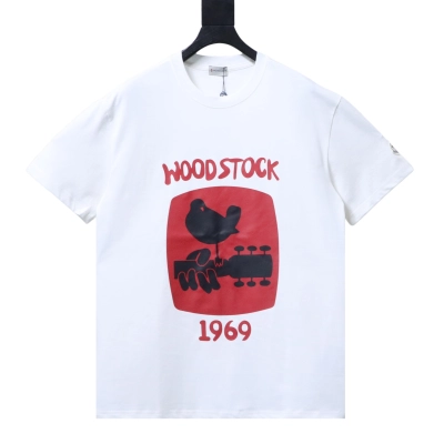 MONCLER 26ss 1969 Woodstock Music Festival Short-Sleeve T-Shirt White 01