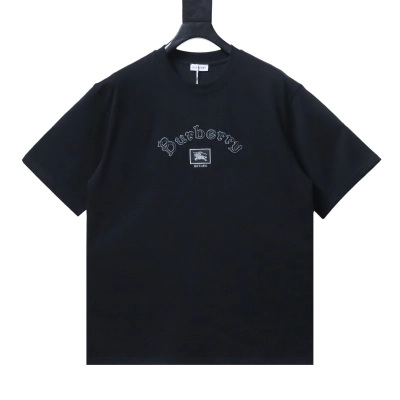 Burberry Short-Sleeve T-Shirt with Gothic-Style Embroidery Black 01