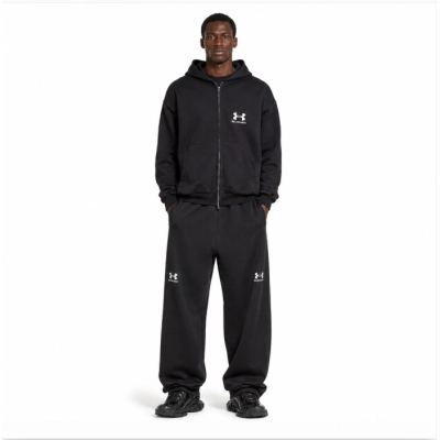 Balenciaga x Under Armour Zip-Up Hoodie Regular Fit + Balenciaga x Under Armour Baggy Sweatpants 01