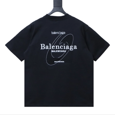 BALENCIAGA SS26 Crewneck Short-Sleeve T-Shirt 02