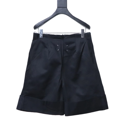 Maison Margiela SS26 Distressed Tailored Shorts 01