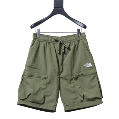 The North Face Zippered Woven Shorts Green 01