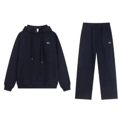 Alo Yoga Accolade Blue Tracksuit 01