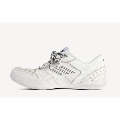 PKGoden Balenciaga Hamptons Medium Worn-out Sneaker in White 01