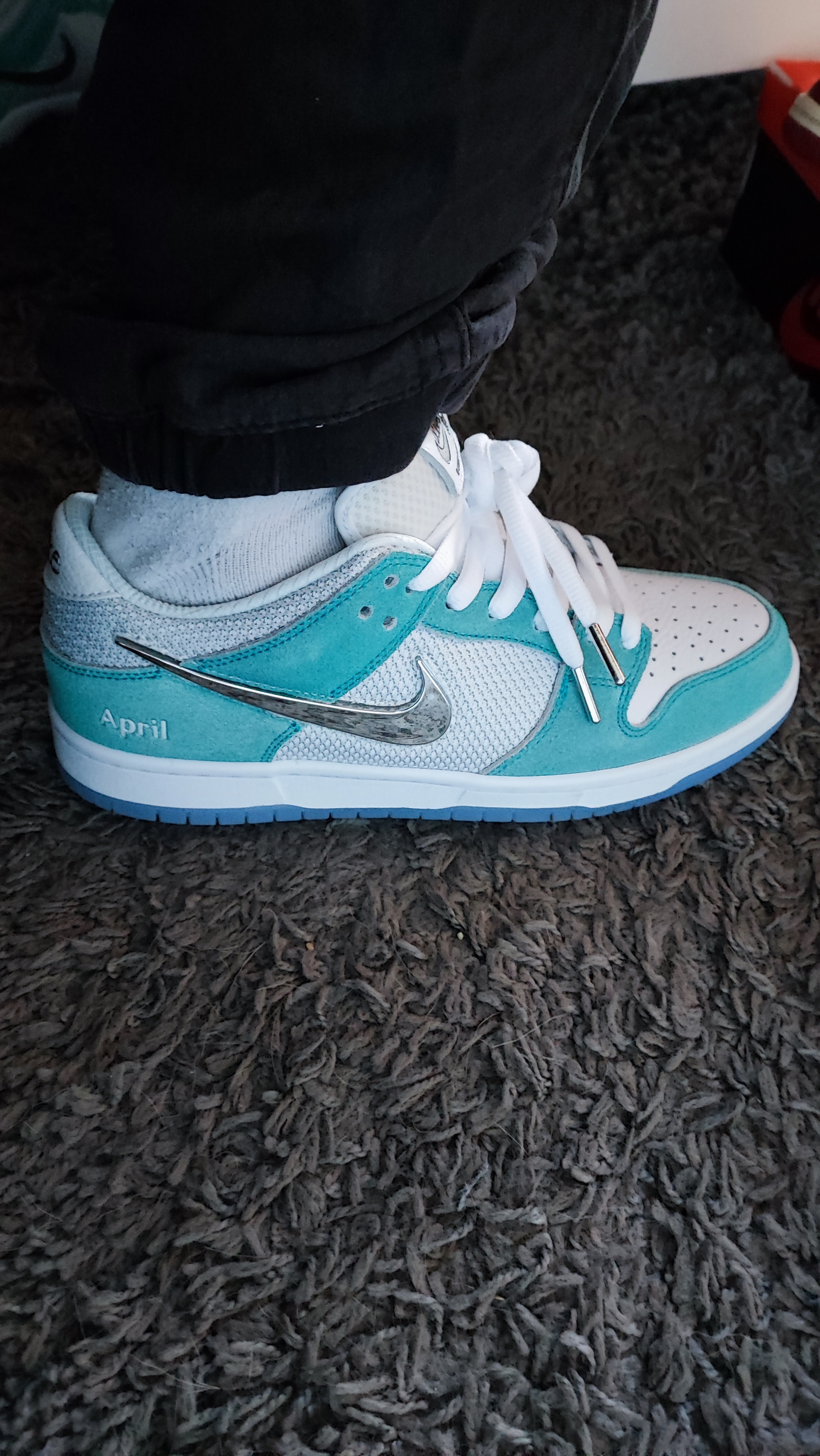 PKGoden SB Dunk Low April Skateboards,FD2562-400 review 1