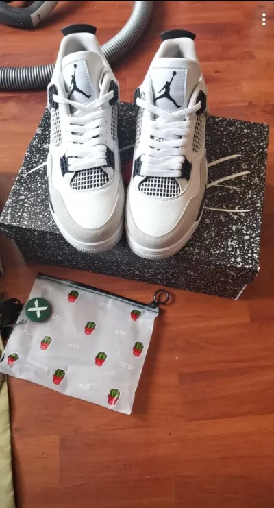 PKGoden Air Jordan 4 Retro Military Black,  DH6927-111 review Thieme 01