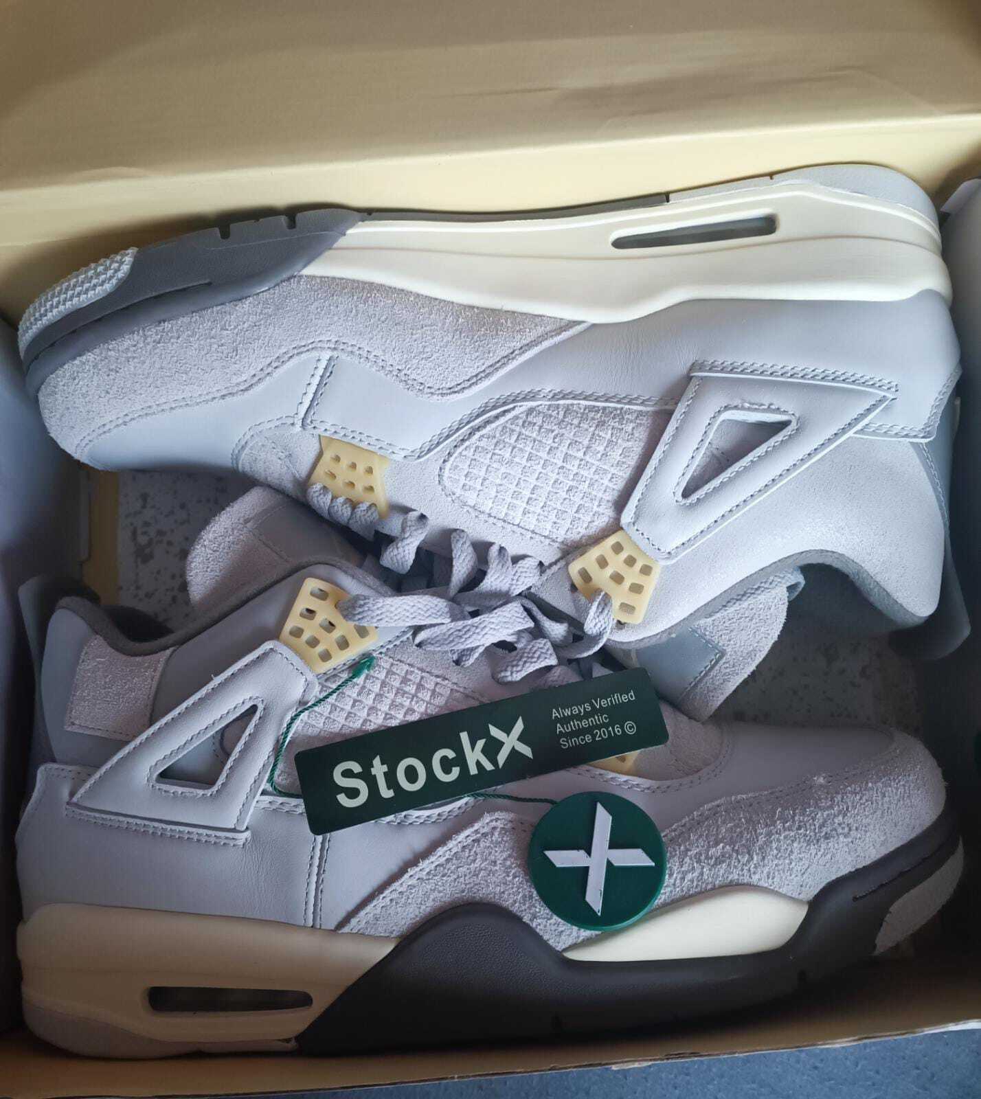 PKGoden Air Jordan 4 Retro SE Craft Photon Dust,  DV3742-021 review 1