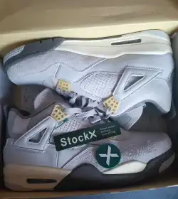 PKGoden Air Jordan 4 Retro SE Craft Photon Dust,  DV3742-021 review Filip Ferianček 02