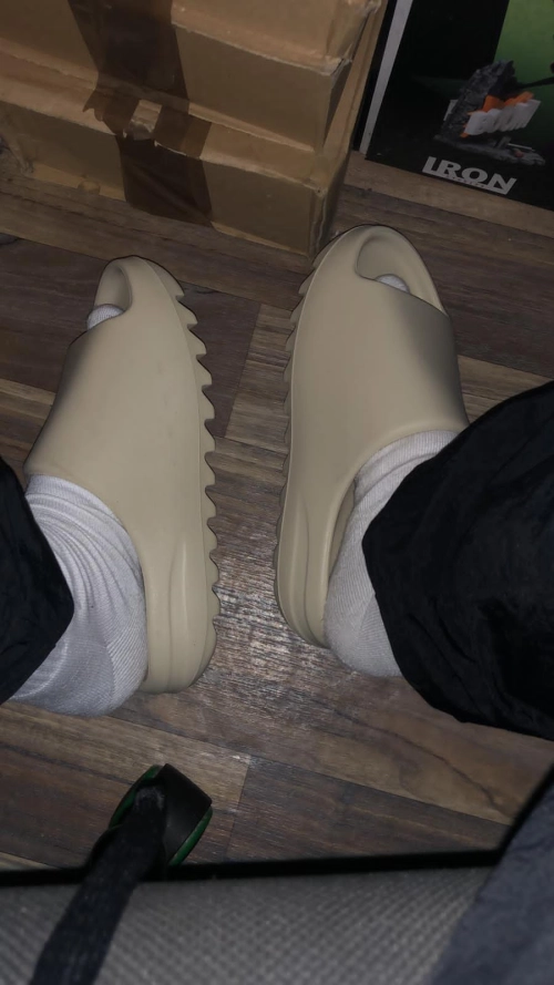 Cool Kicks | G5 Yeezy Slide Bone (2022 Restock),FZ5897    review 