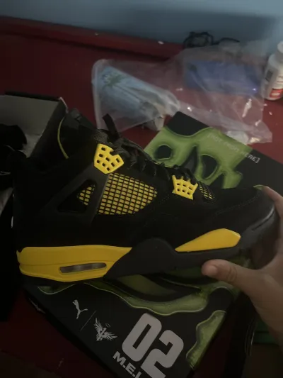 Cool Kicks | GET Air Jordan 4 Retro Thunder, 308497-008   review JJA 02