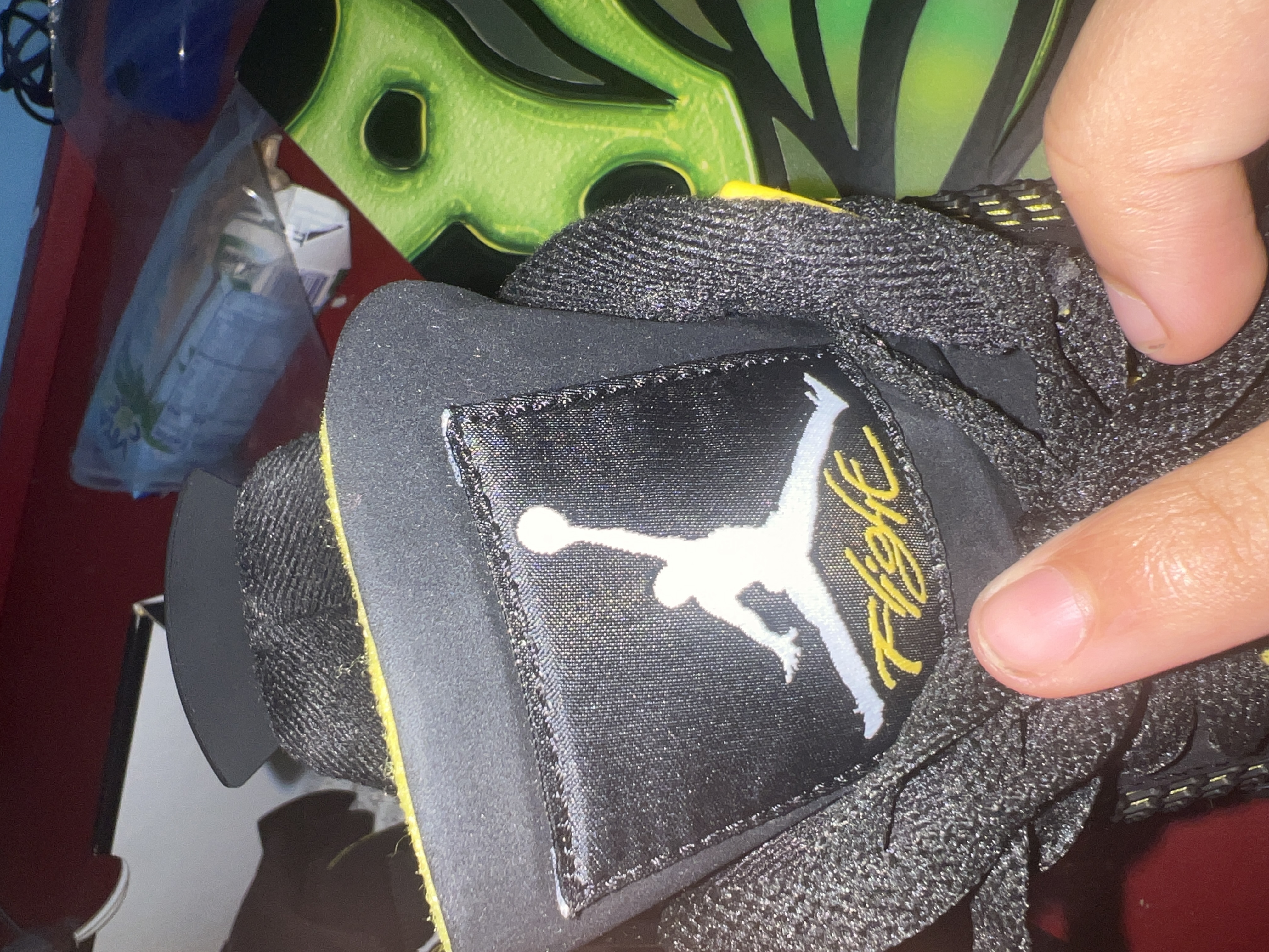 Cool Kicks | GET Air Jordan 4 Retro Thunder, 308497-008   review JJA 04