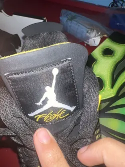 Cool Kicks | GET Air Jordan 4 Retro Thunder, 308497-008   review JJA 05
