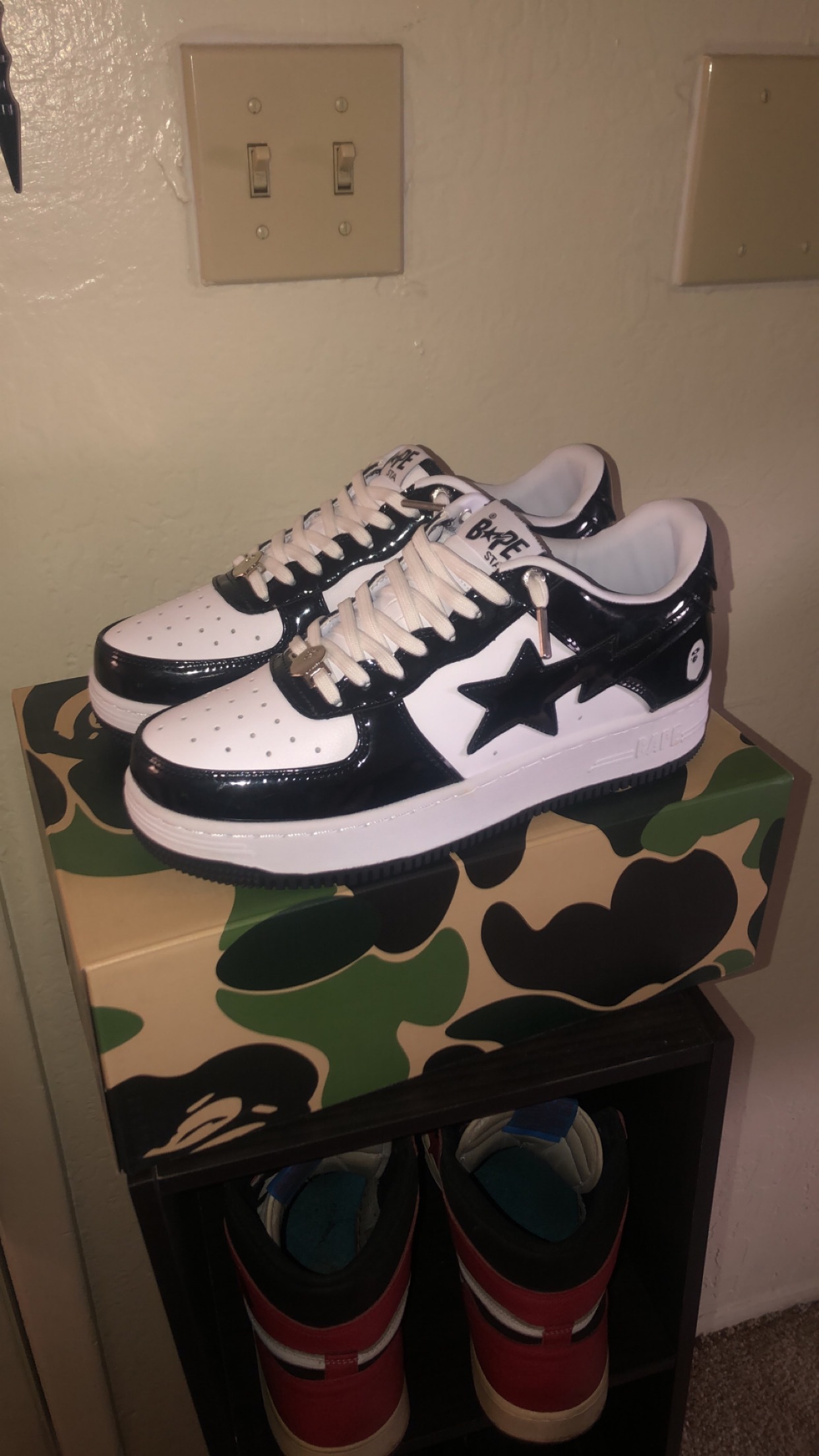 G5 A Bathing Ape Bape Sta Low Black White, 1H70-191-001 review Isaiah 01
