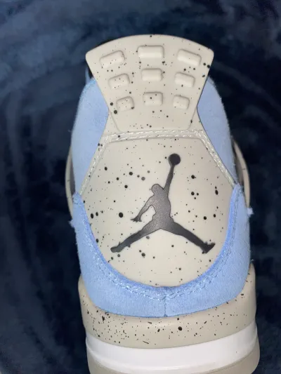 GET Air Jordan 4 SE University Blue, CT8527-400 review Nun of your business  01