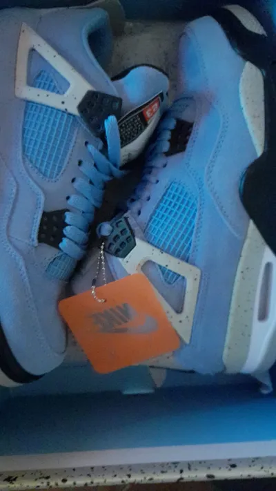 GET Air Jordan 4 SE University Blue, CT8527-400 review customer feedback 00
