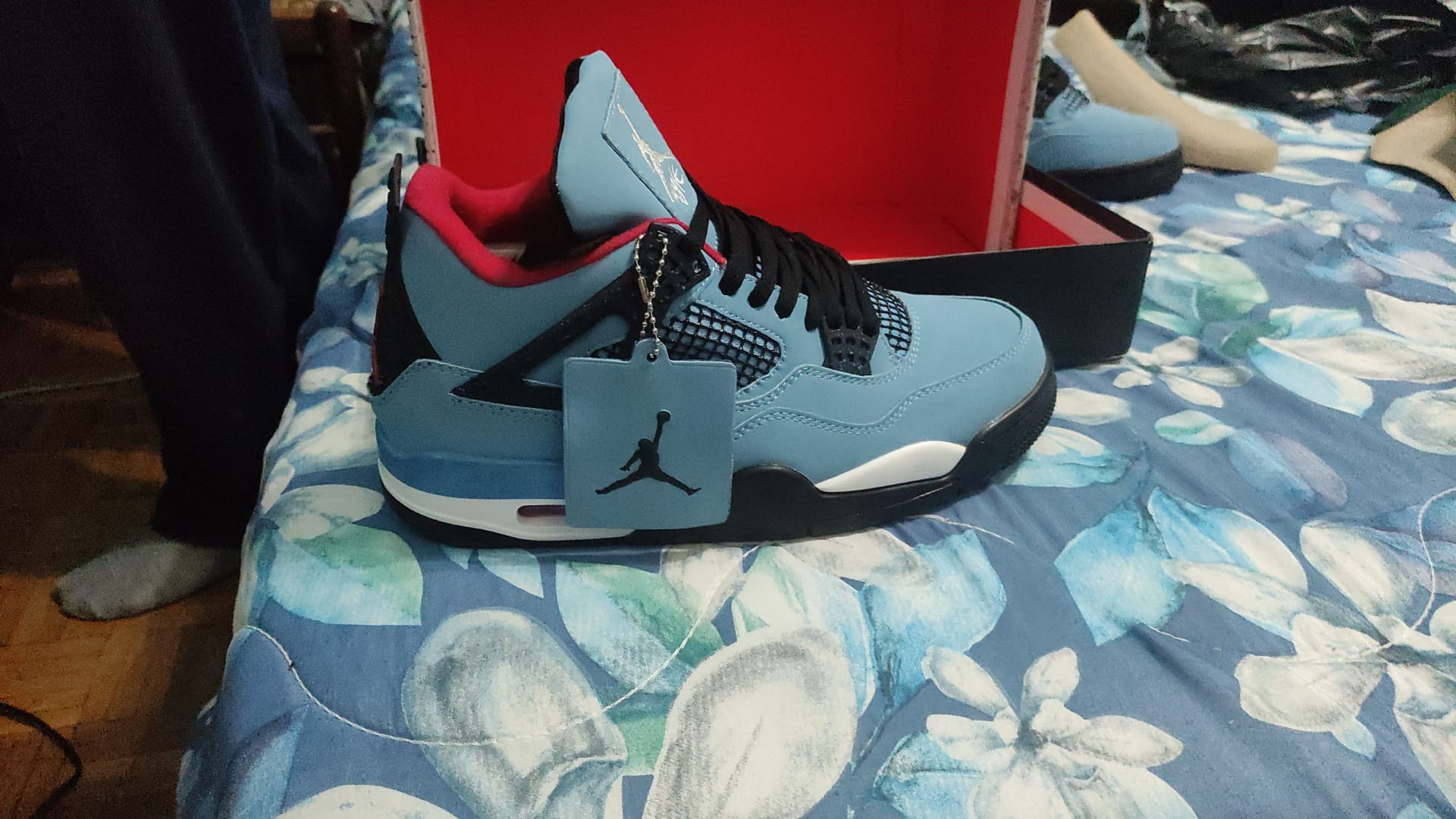 Replica Air Jordan 4 Retro Travis Scott Cactus Jack, 308497-406 review customer feedback 01