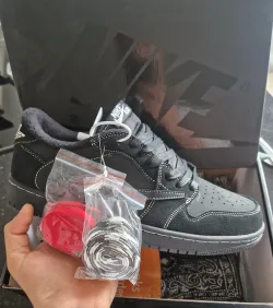 Coolkicks |G5  Air Jordan 1 Retro Low GET SP Travis Scott Black Phantom,DM7866-001 review Davide 