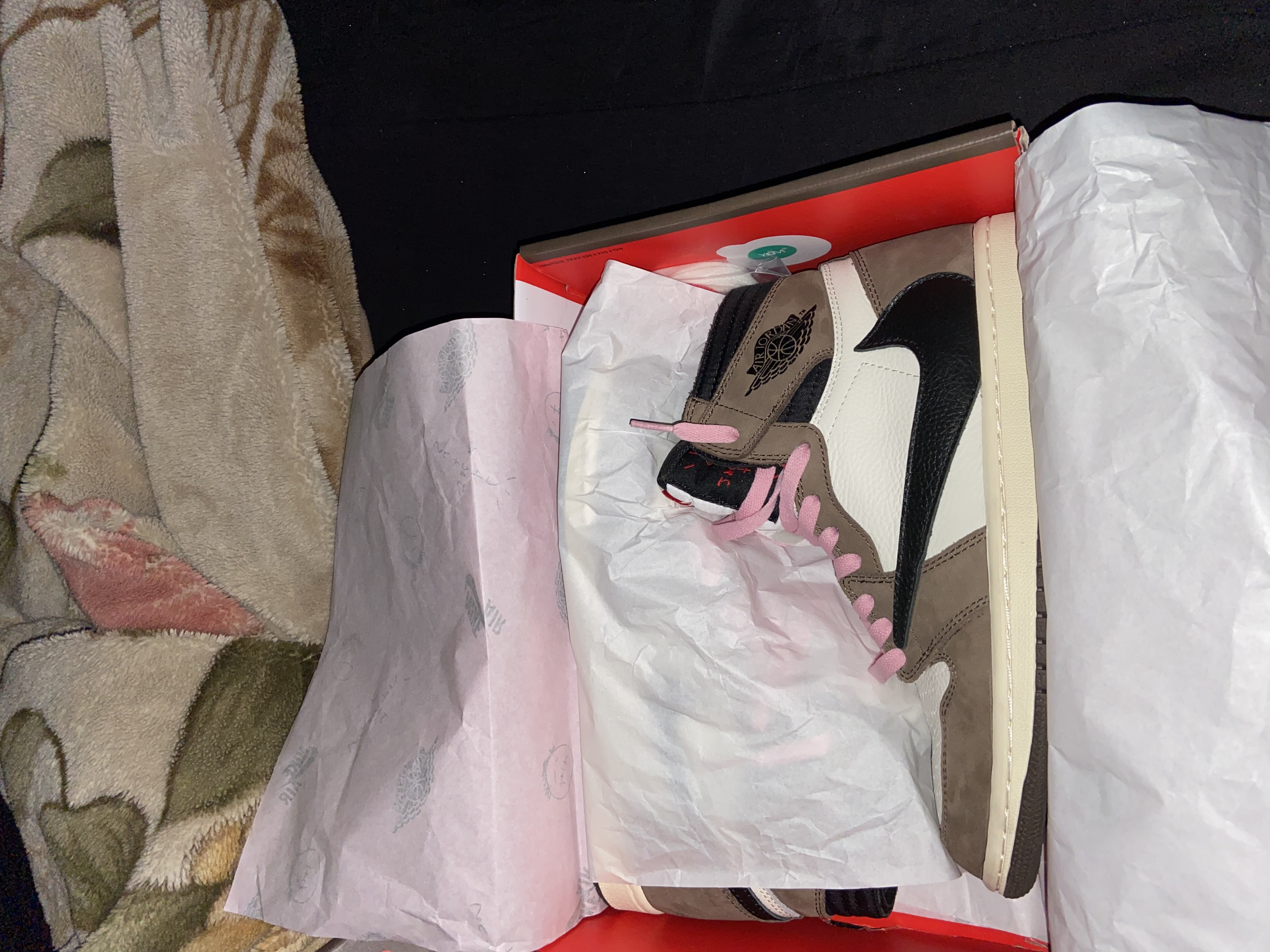 Coolkicks | GET Air Jordan 1 Retro High Travis Scott,CD4487-100 review Simplistic 03