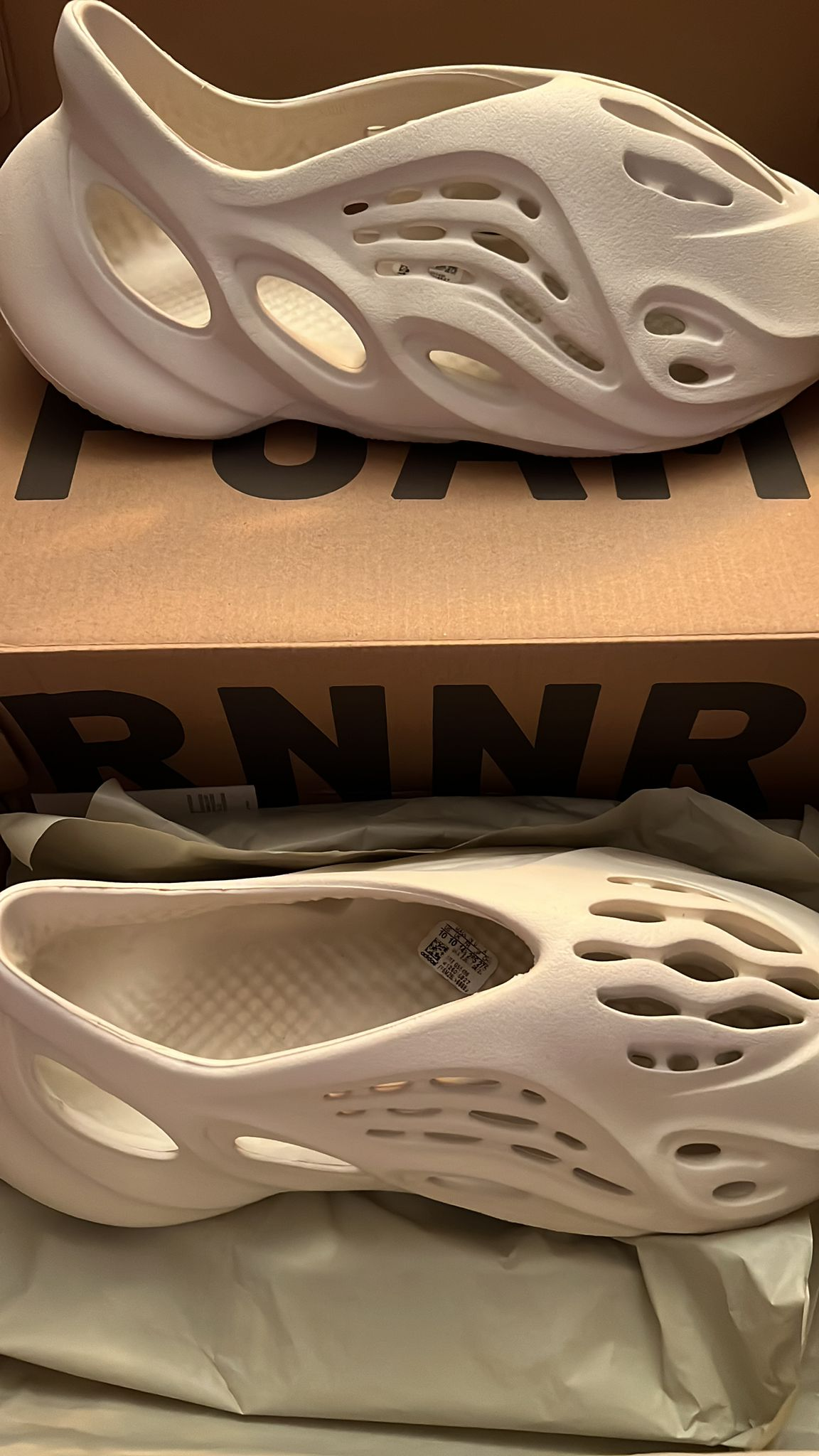 Cool Kicks | G5 Yeezy Foam RNNR Ararat, G55486 review 1