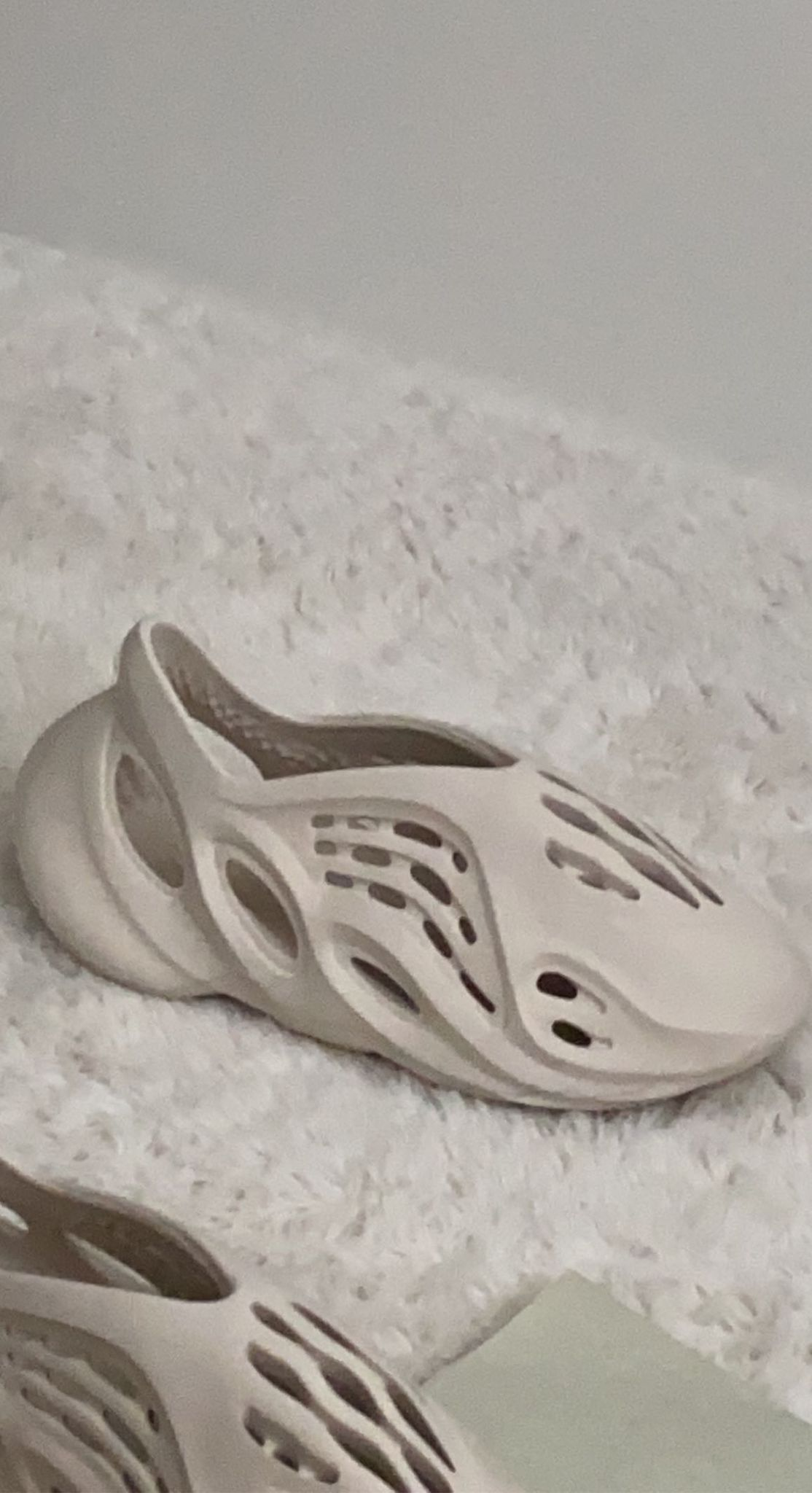 Cool Kicks | G5 Yeezy Foam RNNR Ararat, G55486 review coolkicksmall reviews 00