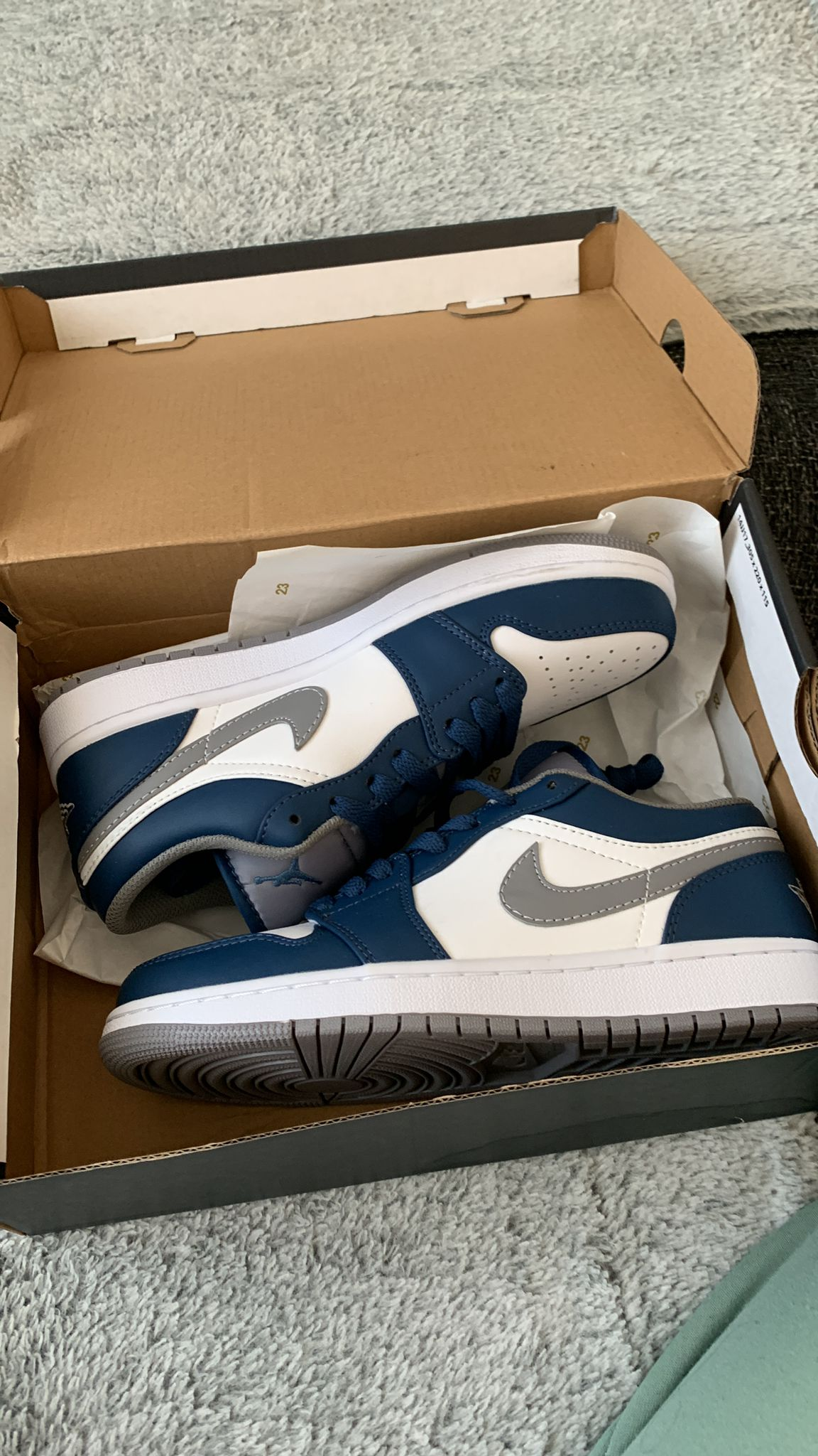 shop cool kicks | GET Jordan 1 Low True Blue,553558-412 review 0