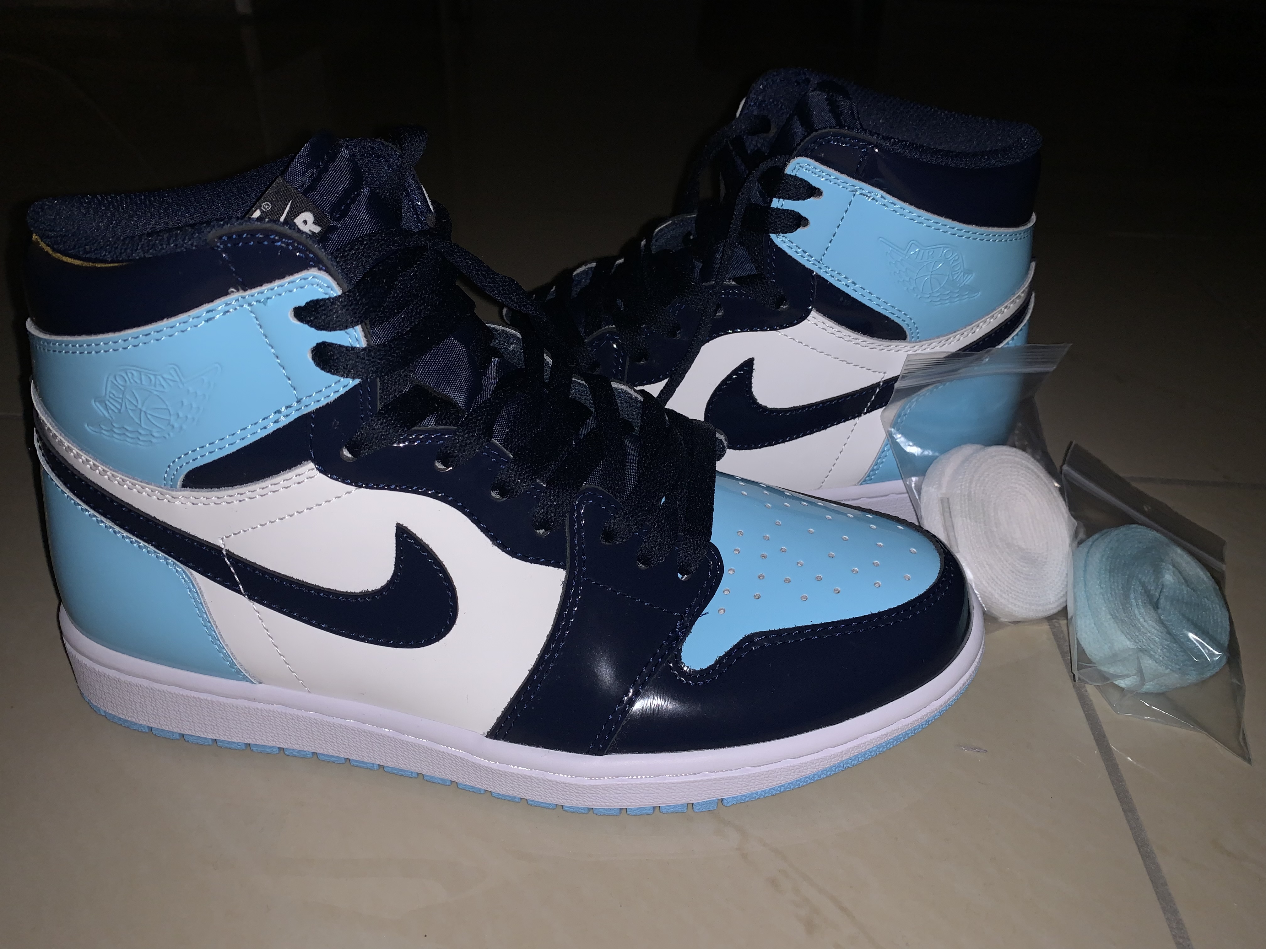 Coolkicks GET Air Jordan 1 Retro High UNC Patent (W),CD0461-401 review 0