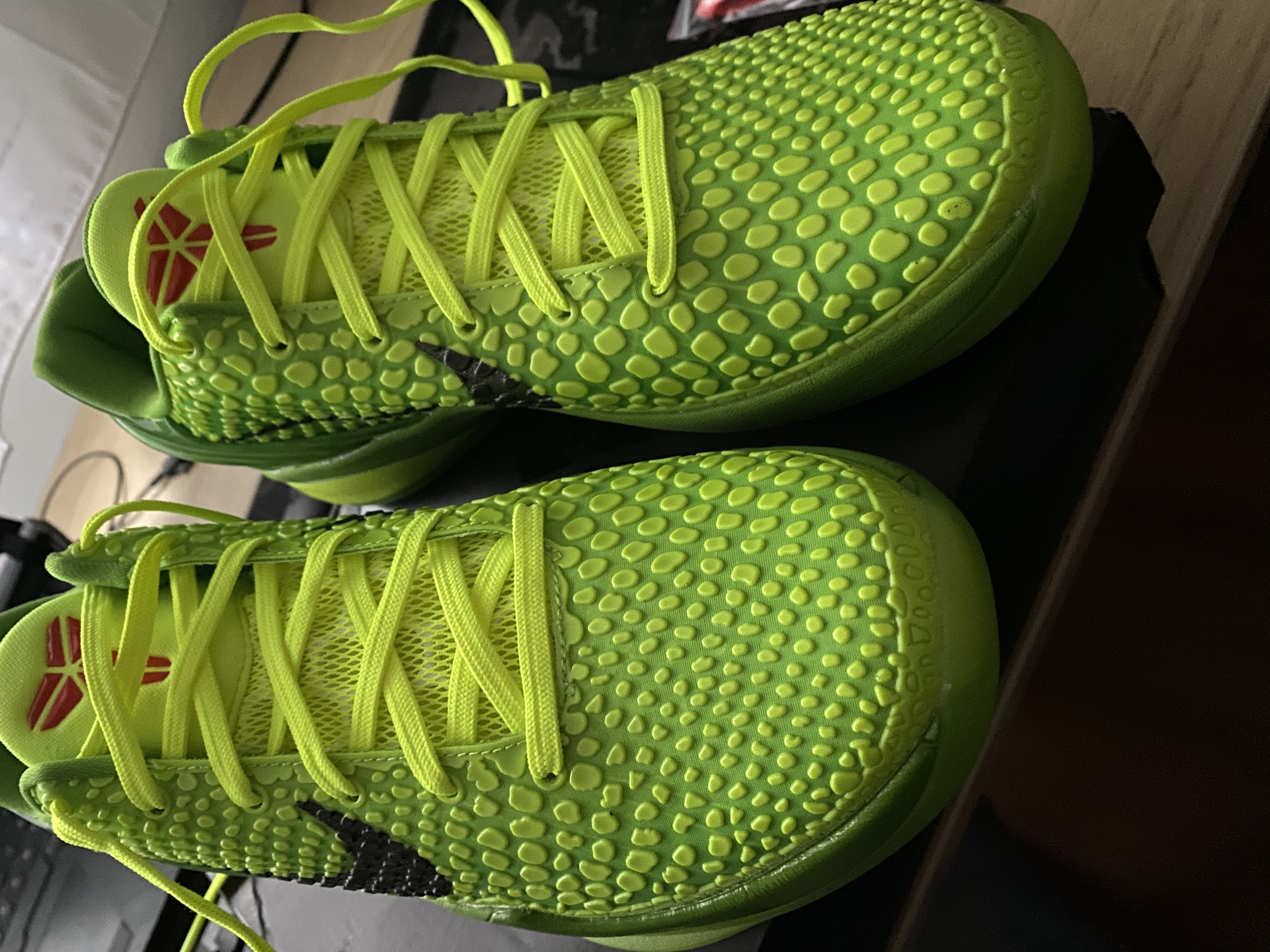 Cool Kicks | PKGoden Kobe 6 Protro Grinch(2020) ,  CW2190-300 review bladee 01