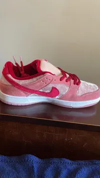 Cool Kicks | GET SB Dunk Low StrangeLove Skateboards ,CT2552-800 review 2