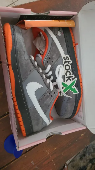shop cool kicks | GET Dunk SB Low Staple NYC Pigeon, 304292-011 review coolkicksmall reviews 00