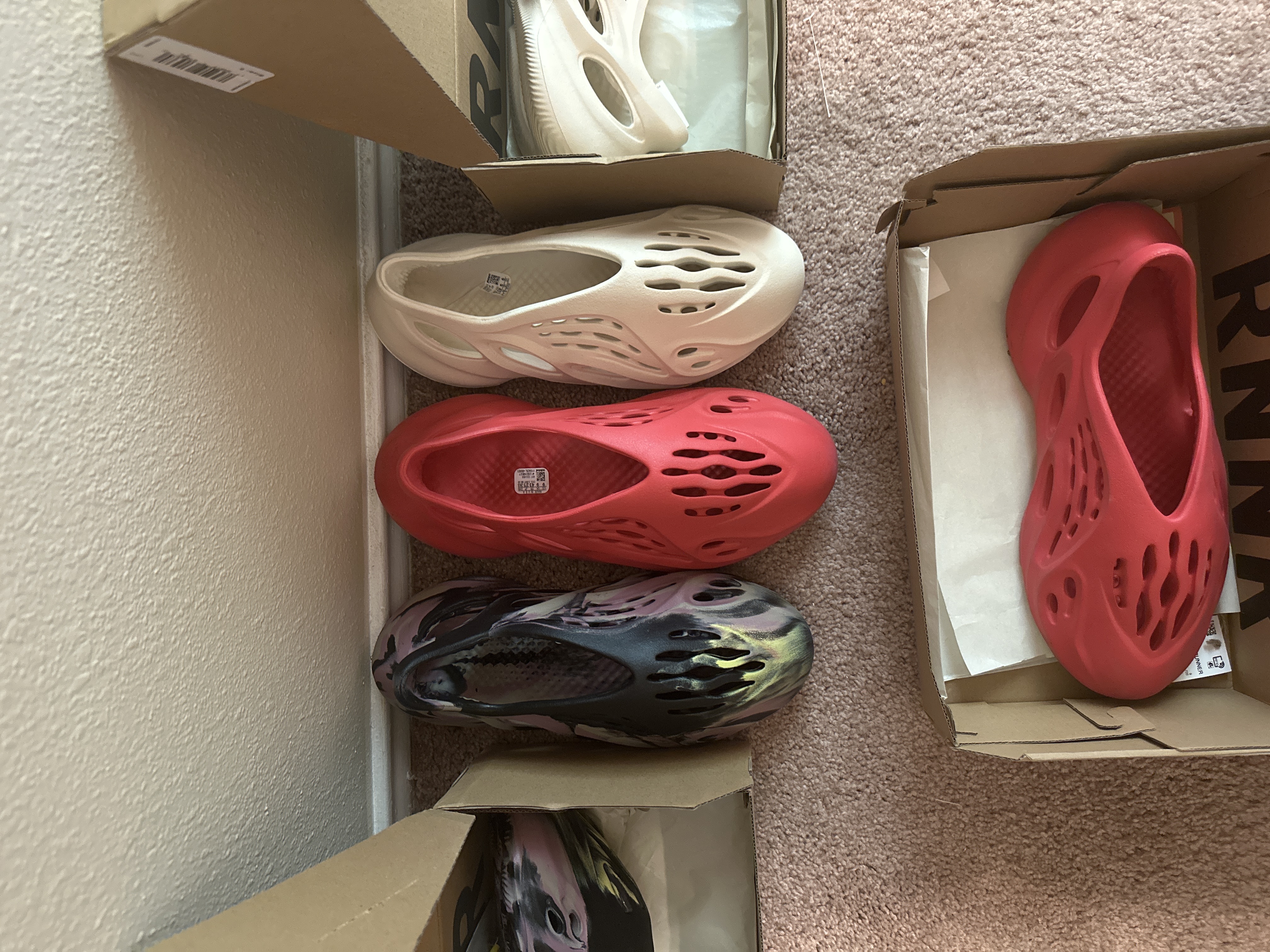 G5 Yeezy Foam RNNR Vermillion,GW3355 review Nico Martin