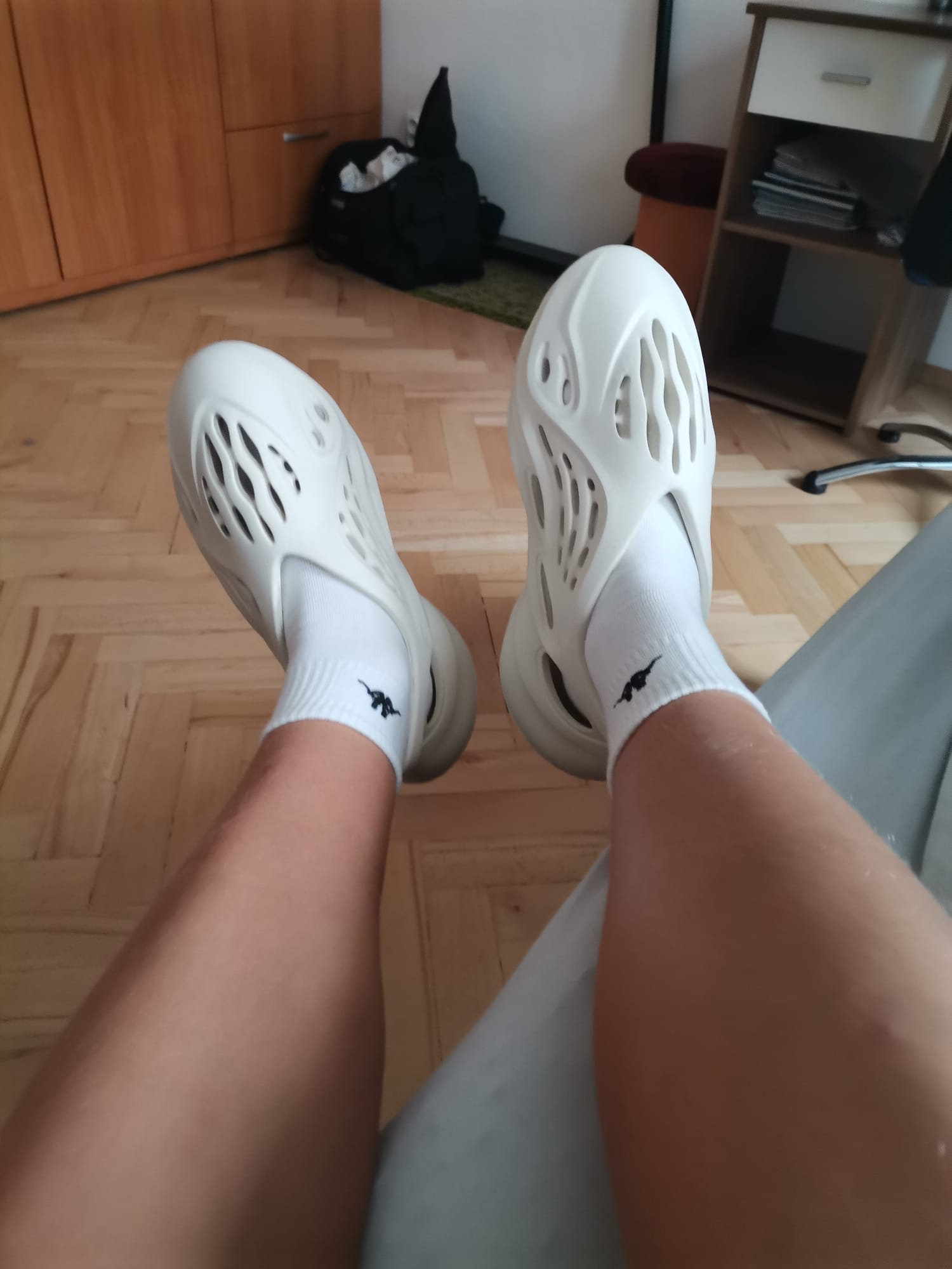 G5 Yeezy Foam Runner Sand,FY4567 review 0