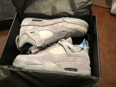 PKGoden Air Jordan 4 Retro Kaws,930155-003 review coolkicksmall  01
