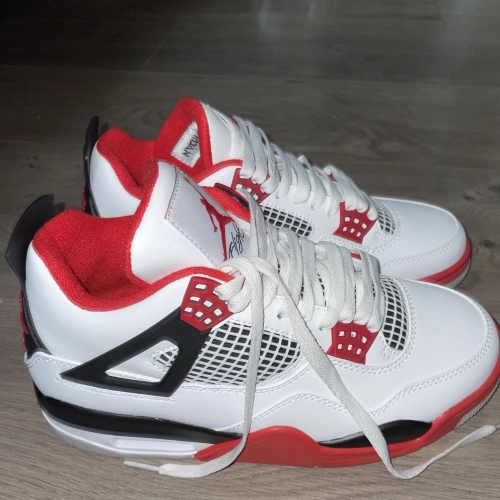 (50% off for a limited time promotion)Air Jordan 4 Retro Fire Red (2020),DC7770-160 review 