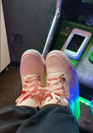 PKGoden Jordan 3 Retro Valentine's Day Treat Yourself 2025, HJ0178-600 review JUSCA