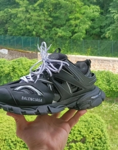 PKGoden Balenciaga  3rd LED Tess Black And White 542023 W1GB1 2045 review 