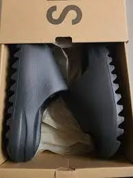 G5 Yeezy Slide Onyx,GQ6448 review izayiah cannon