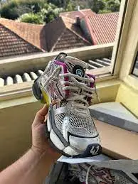 PKGoden Balenciaga 7th Runner Silver Purple 677403W3RB68123 review Oscar Lundgren