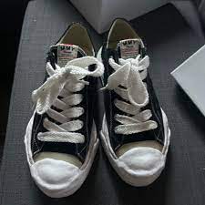 MIHARA YASUHIRO White Black,NO.722 review 0