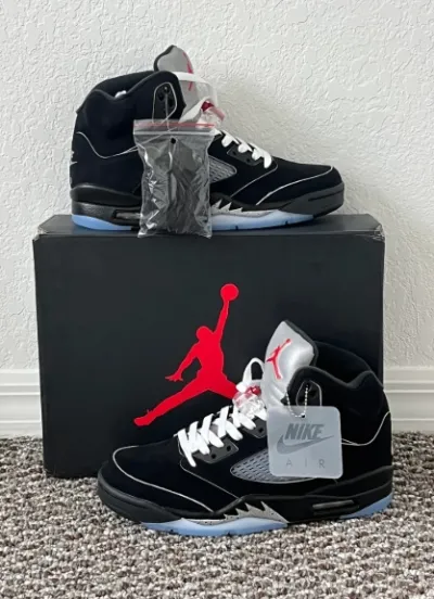 PKGoden Air Jordan 5 Black Metallic Reimagined HF3975-001(2024) review Brandon Salazar