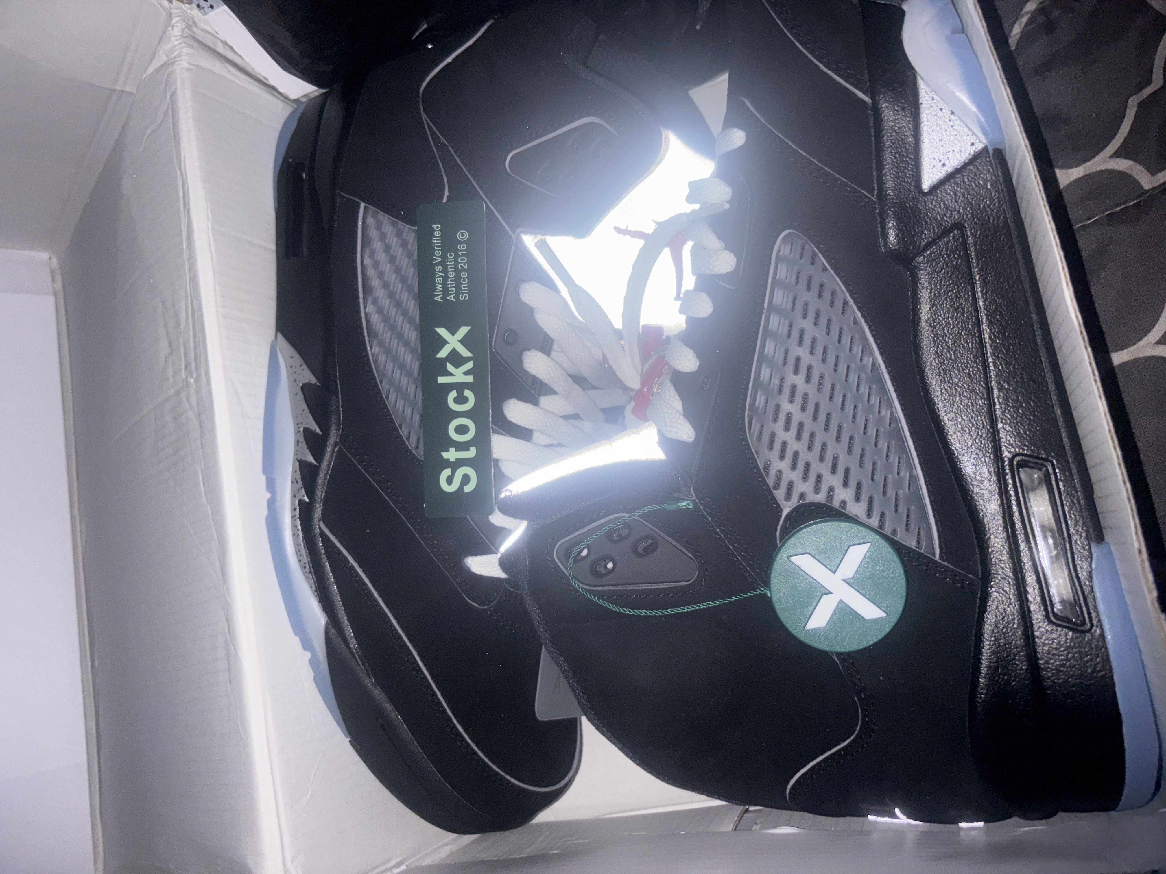PKGoden Air Jordan 5 Black Metallic Reimagined HF3975-001(2024) review Tra’Qon McCollum 03