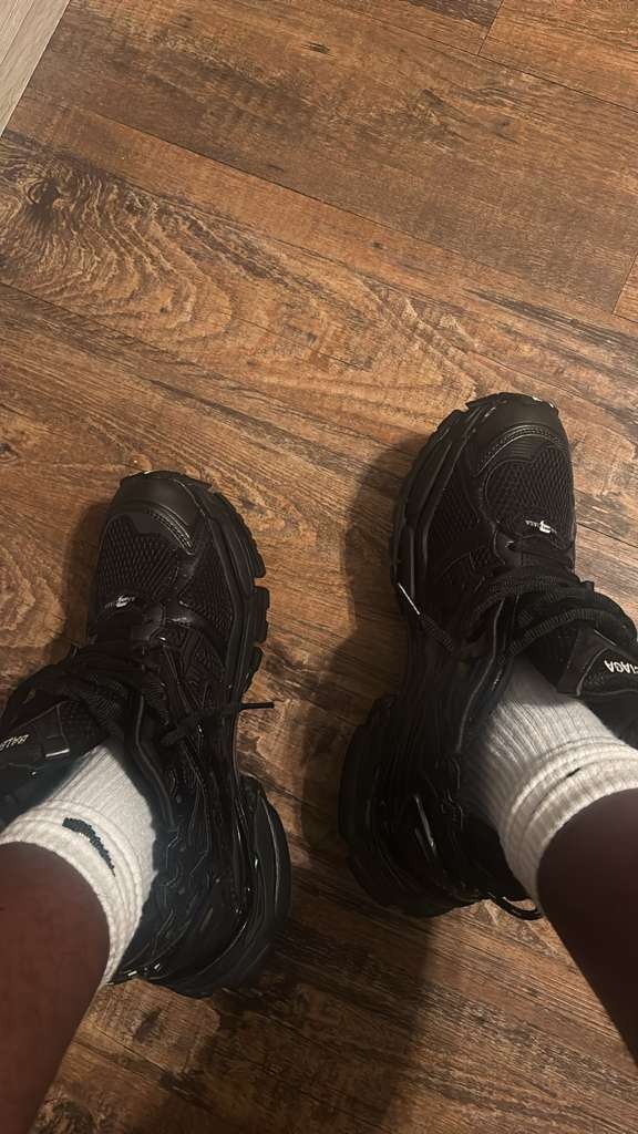 PKGoden Balenciaga Runner Black 656065W3RA11000  review feedback from whatsapp customer 01