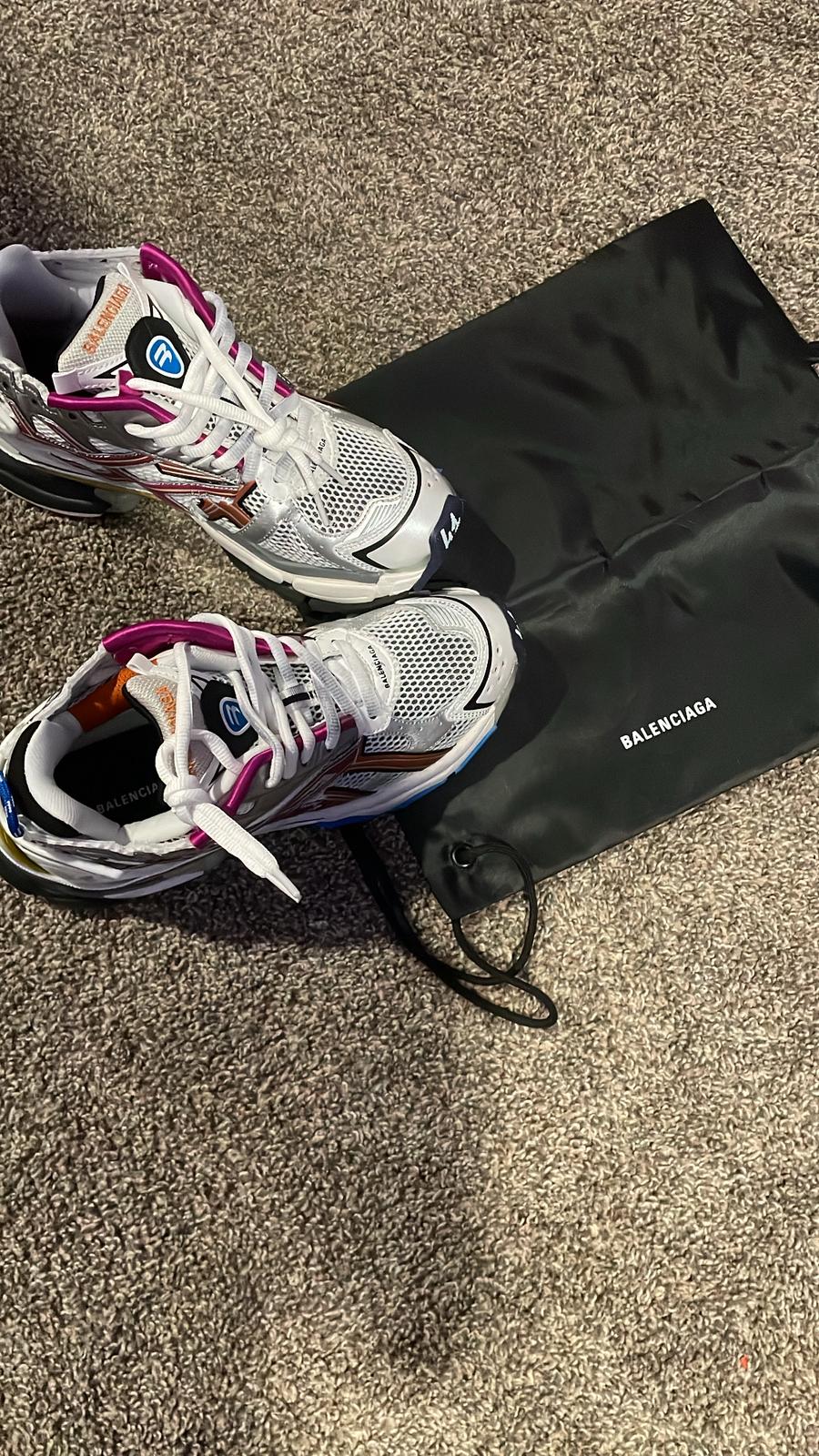 PKGoden Balenciaga 7th Runner Silver Purple 677403W3RB68123 review feedback from whatsapp customer 01