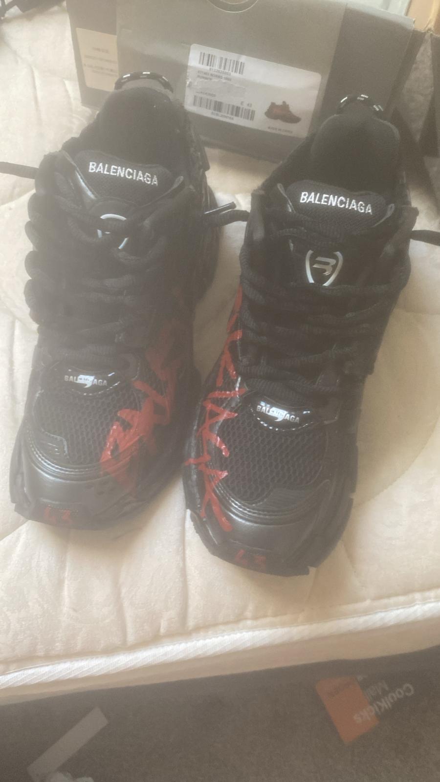 PKGoden Balenciaga Runner Black And Red Characters 677402 W3RB1 0102  review feedback from whatsapp customer 01